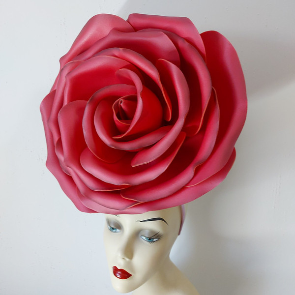 Derby hat rose.jpg