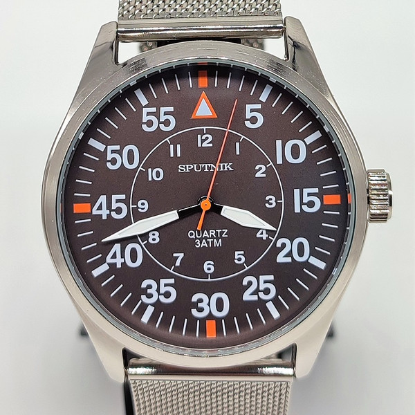 quartz-watch-Sputnik-Milanese-bracelet-1