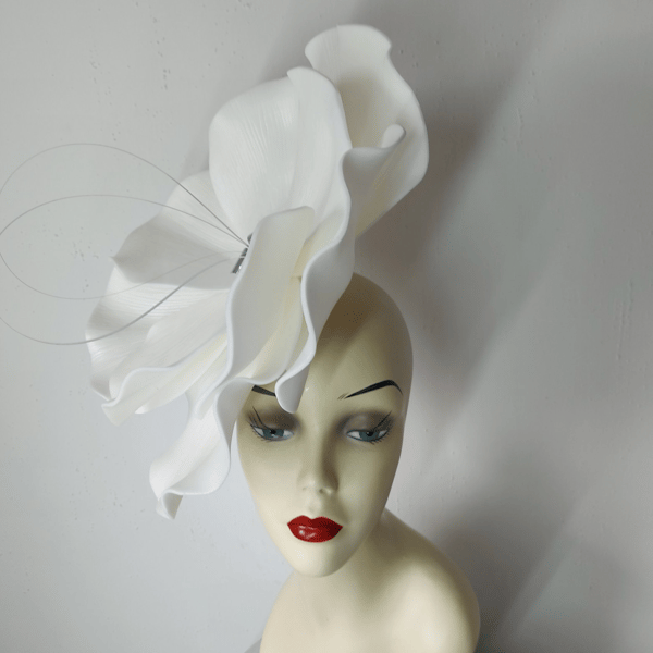 flower fascinator, hat design.jpg