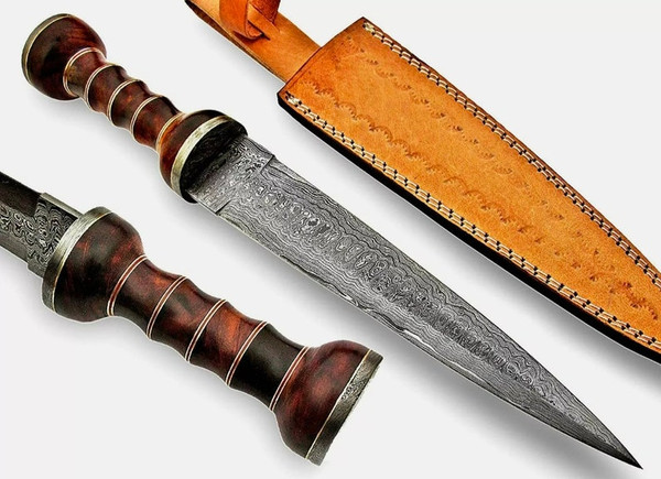 Damascus Steel Gladiator Sword with Leather Sheath, Japanese Samurai Sword Gift, Hand Forged Roman Sword, Damascus Steel Blade, Combat Sword (10).jpg