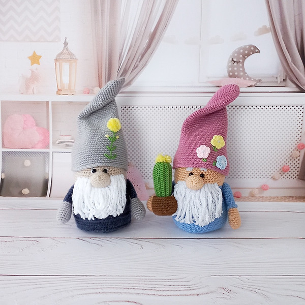 crochet pattern gnomes