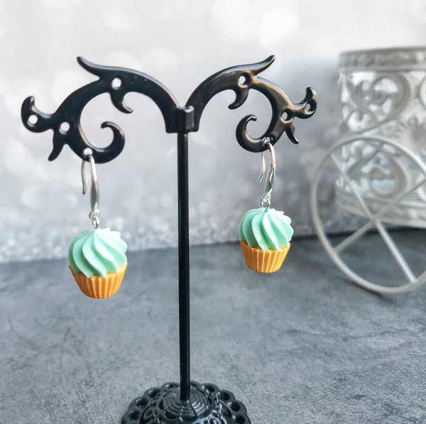 cupcake earrings