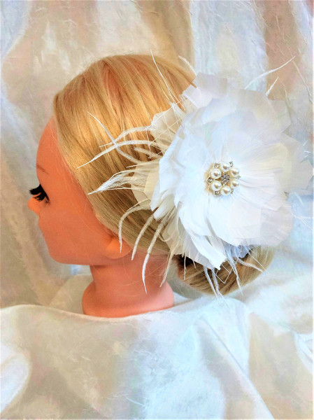 white-feather-hair-clip-1.jpg