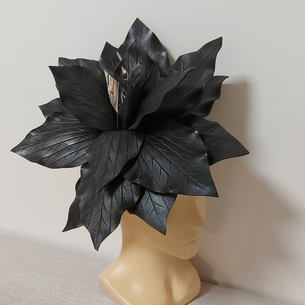 Black Derby hats women Giant flower fascinator Foam roses Headpiece Kentucky Derby Racing Horse Hat Church Wedding Dress Party Occasion Cap.jpeg