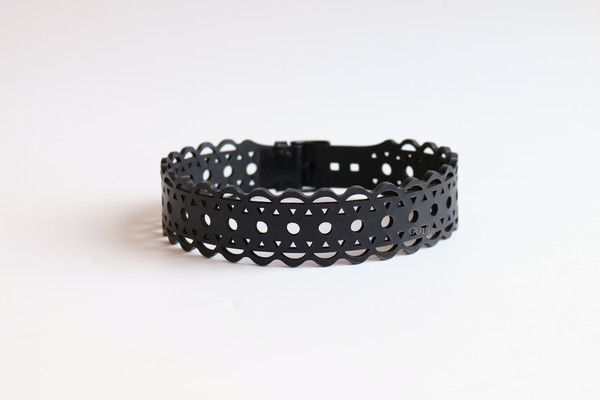 Leather choker_2499.JPG