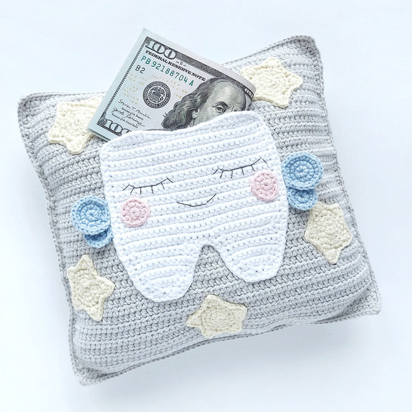 tooth fairy crochet pattern pillow.jpeg