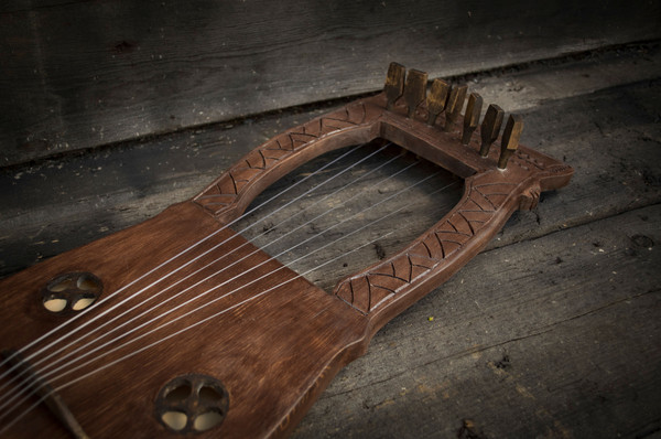 Talharpa_alt_lyre_65.jpg