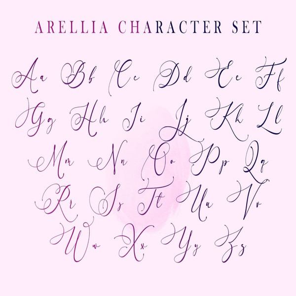 1080x1080 size Arellia-Script-Preview-010-1594x1062.jpg