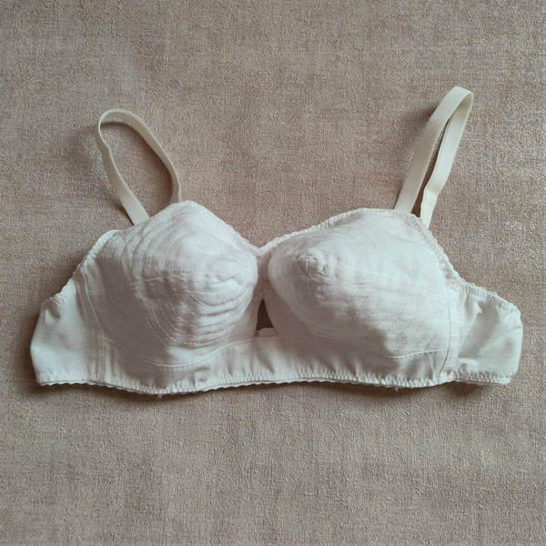 Vintage White Cotton Stitched Soft Cup Bullet Bra Foundations by Eros Read  Below for Size 1950's Madonna/pin Up/sweater Girl 3 Available -  Canada
