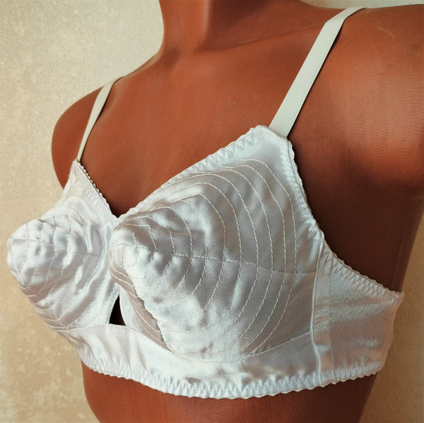Bullet bra pattern, Vintage bra pattern, Pin up bra pattern - Inspire Uplift