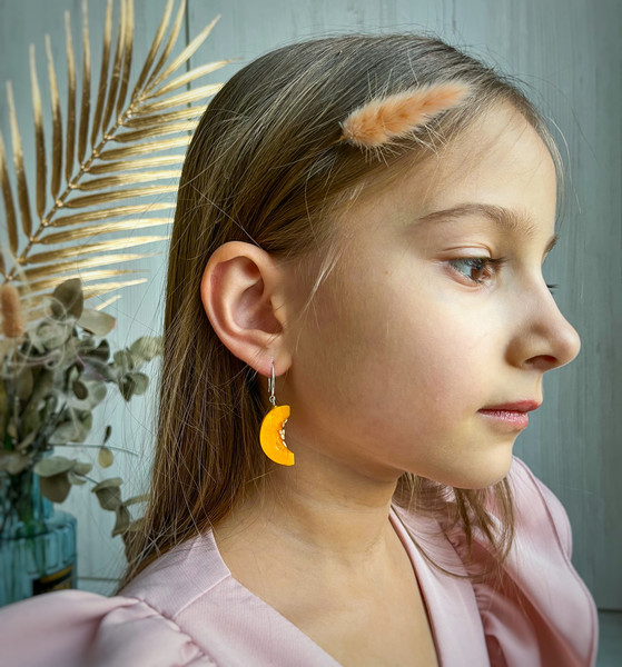 pumpkin earrings.jpg