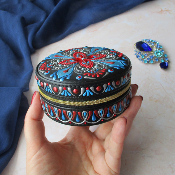 hand-painted-ring-holder.JPG