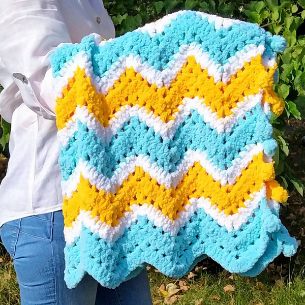 Bernat Baby Ripple Crochet Blanket Crochet Kit