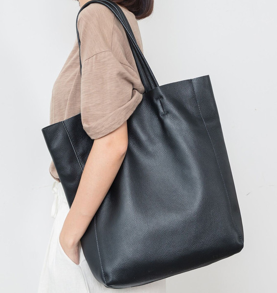 Minimalist Shoulder Tote Bag