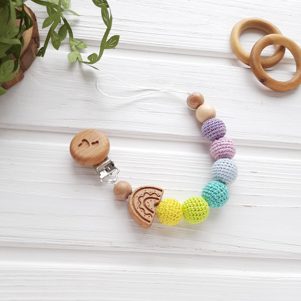 Pacifier chain with multicolored wooden beads