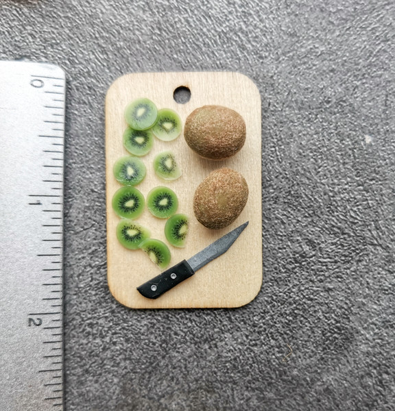 miniature kiwi.jpg