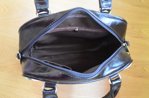 Shoulder Bag inside.jpg