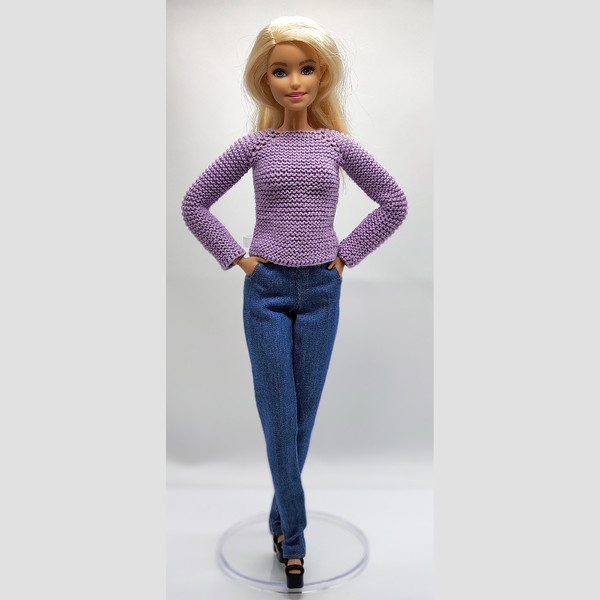 pullover for Barbie doll