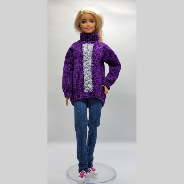 Purple sweater with braid pattern for Barbie doll