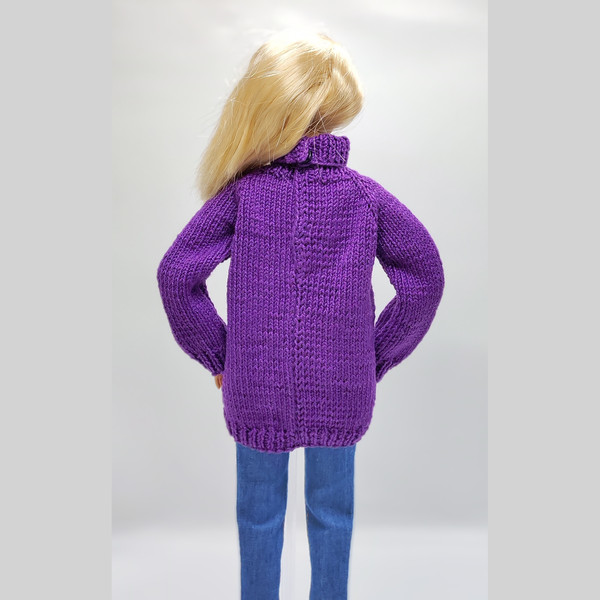 Purple sweater with braid pattern for Barbie doll