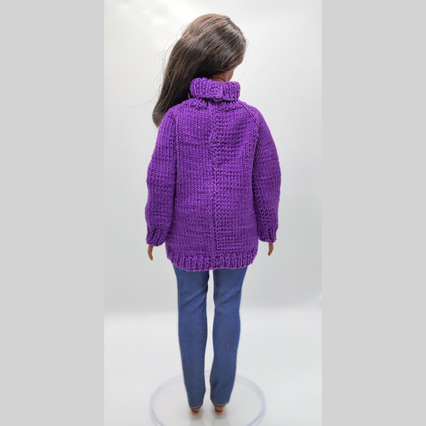 Purple sweater with braid pattern for Barbie doll