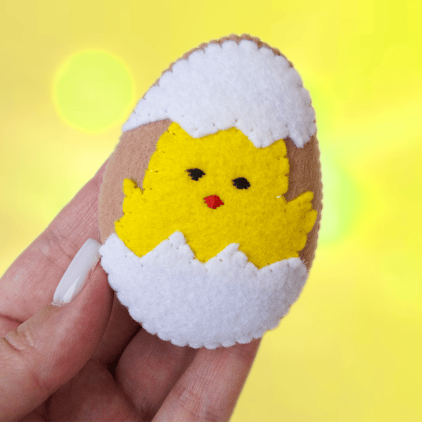 felt egg.png