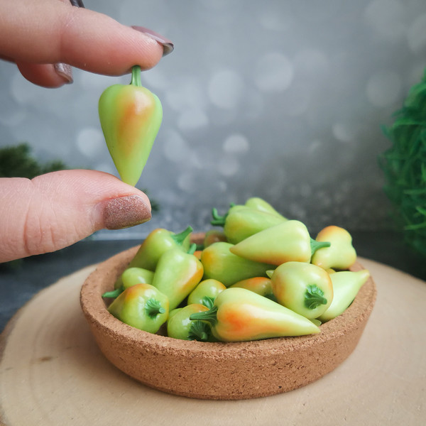 miniature pepper.jpg