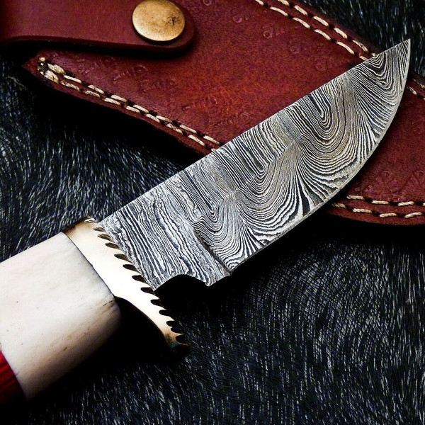 Custom handmade bowie knives near me in idaho.jpg