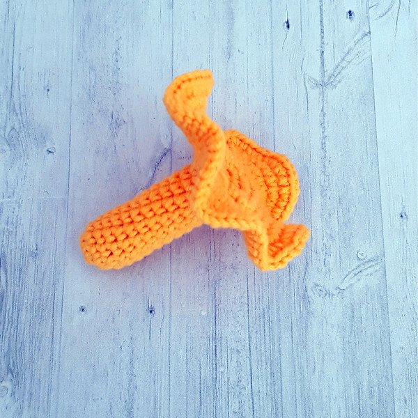 chanterelle-crochet-toy