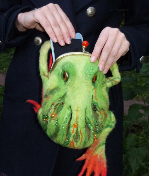 froggy felt bag.jpg