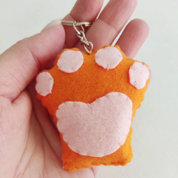 Felt Toy Crafting Tutorial Create Your Own Adorable Paw Design with Our Easy-to-Follow PDF Pattern and Tutorial.png