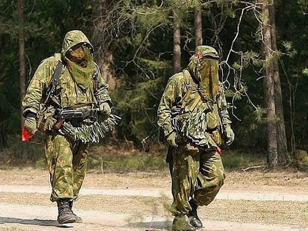 Russian KZM-4 Ataka/Moss Camoflauge Uniform set captured from