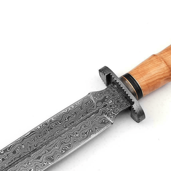 https://www.inspireuplift.com/resizer/?image=https://cdn.inspireuplift.com/uploads/images/seller_products/1680280786_Customhandmadehandforgedsteelvikingswordnearmeinarizona.jpg&width=600&height=600&quality=90&format=auto&fit=pad