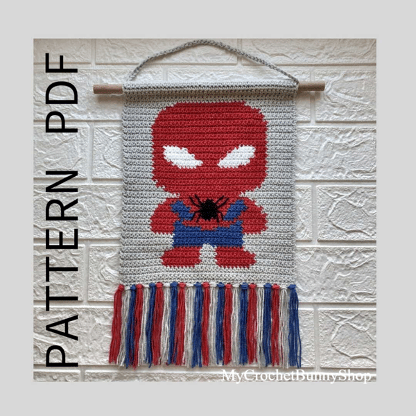 crochet-spiderman-wall-hanging-decor.png