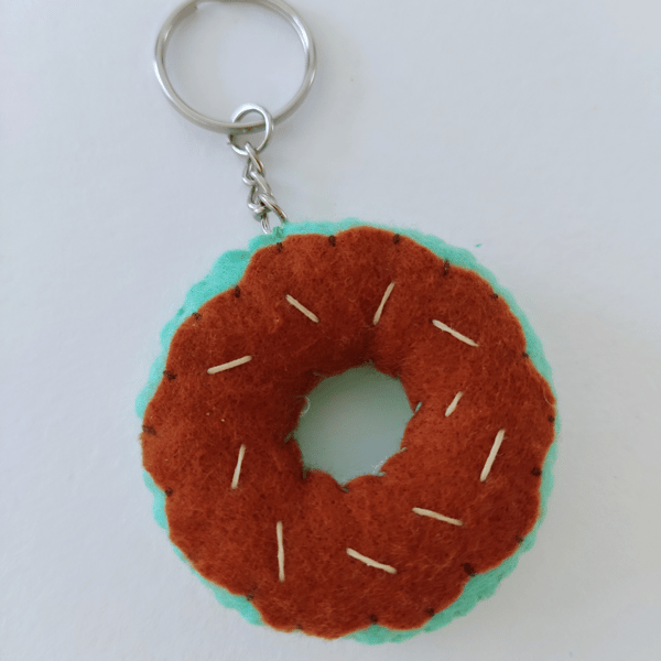 DIY felt food tutorial.png