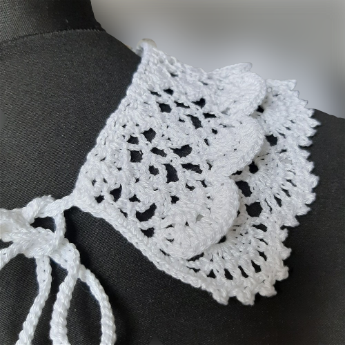 How to make a detachable lace collar - The Last Stitch