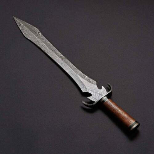 Masterpiece-of-Swordsmithing Hand-Forged-Damascus-Steel-Gladiator-Sword-20-with-Walnut-Wood-Handle (1).jpg