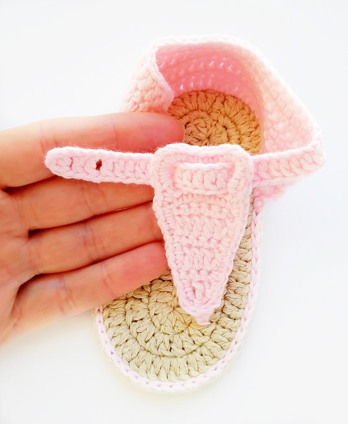 Baby flip flops crochet pattern.jpeg