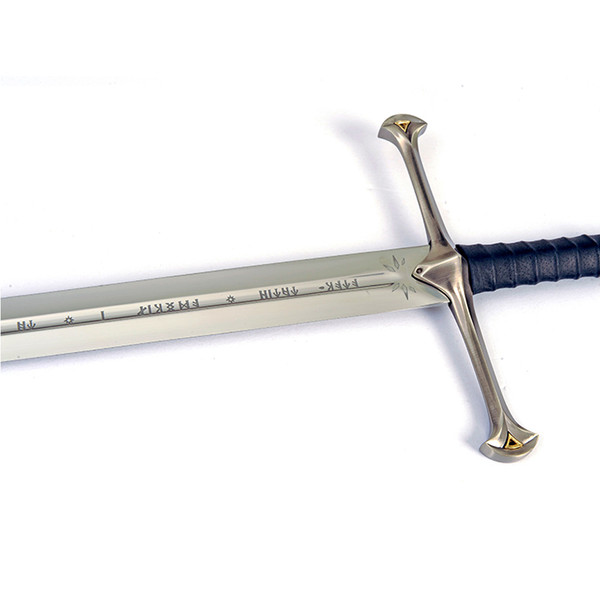 the-perfect-addition-to-your-lotr-collection-handmade-anduril-narsil-sword-of-king-aragorn (2).jpg
