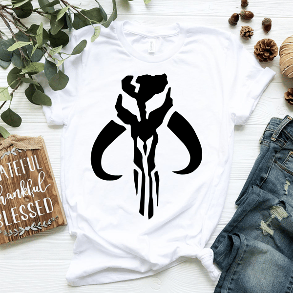 Star Wars Mandalorian Symbol Graphic T-Shirt T-Shirt.png