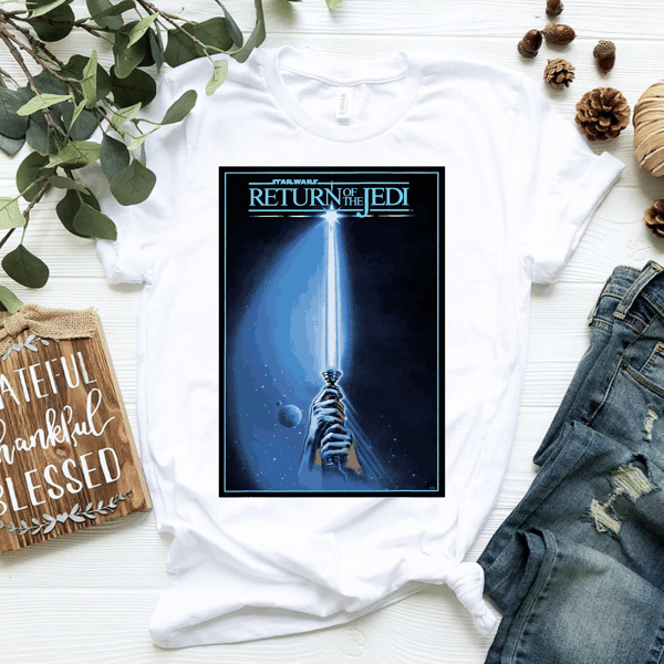 Star Wars Return of the Jedi Lightsaber Movie Poster T-Shirt.png