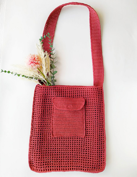crochet tote bag with pockets pattern.jpeg