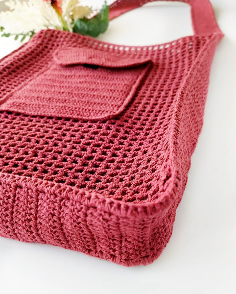 Alabaster Pink Small Crochet Tote Bag