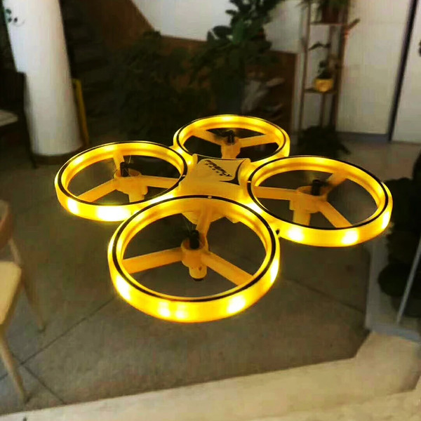 fouraxissmartgesturecontrolleddrone1.png