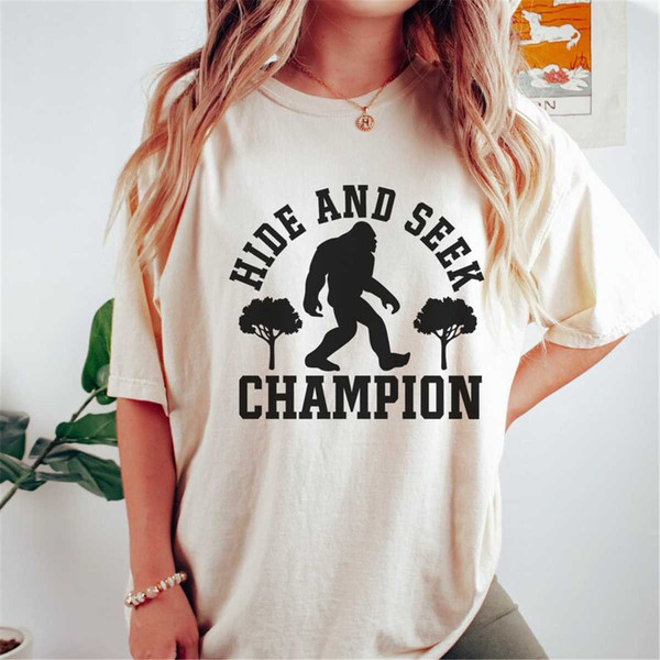 MR-552023221727-hide-and-seek-champion-big-foot-shirt-comfort-colors-big-ivory.jpg