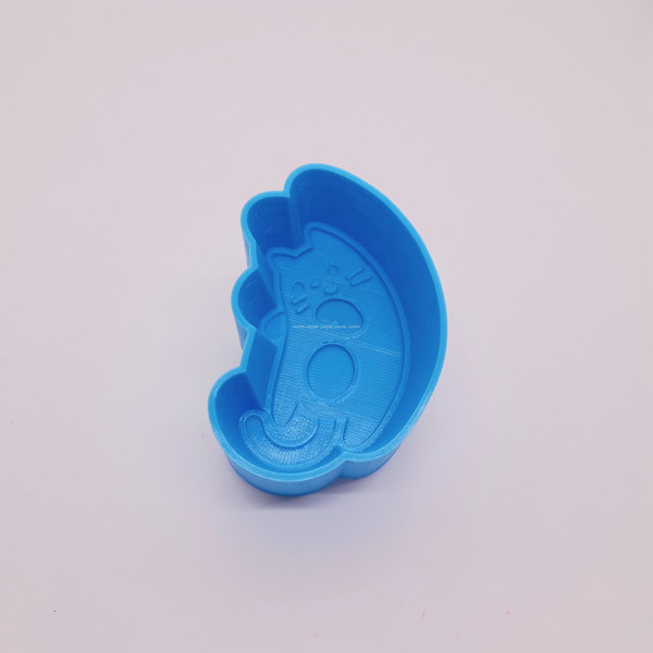 Cute cat Bath Bomb mold.jpg