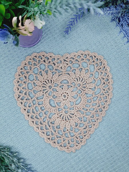 pattern crochet doily shaped heart