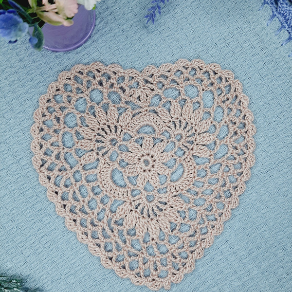 pattern crochet doily shaped heart
