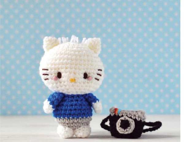 Hello Kitty Apple Crochet Pattern
