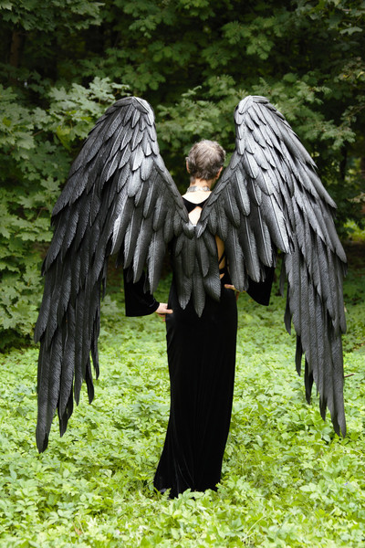 maleficent wings, overlord cosplay, black angel wings, Crowley Good Omens, Crowley wings cosplay, The Perfect Being, black wings costume, Black cosplay wings, G